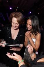 Зои Салдана: 267x400 / 23 Кб