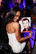 Зои Салдана: 267x400 / 25 Кб