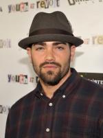 Джесси Меткалф: 299x400 / 20 Кб