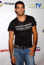 Джесси Меткалф: 275x400 / 24 Кб