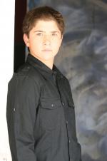 Виатт Смит: 1365x2048 / 226 Кб