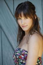 Becca Sweitzer: 533x800 / 61 Кб