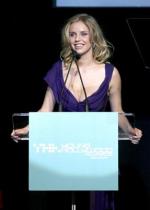 Келли Гарнер: 287x400 / 17 Кб