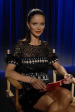 Джорджина Чапмэн: 1370x2048 / 332 Кб