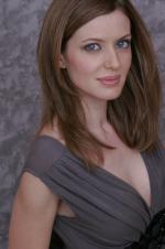 Suzanna Urszuly: 1365x2048 / 348 Кб