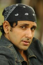 Parvin Dabas: 997x1500 / 210 Кб