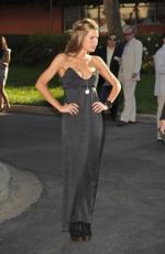 Софи Монк: 262x400 / 20 Кб