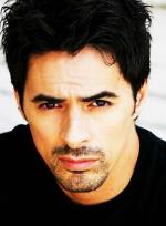 Ricardo Mamood-Vega: 300x408 / 23 Кб