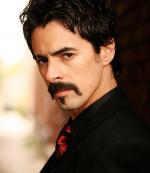 Ricardo Mamood-Vega: 450x518 / 32 Кб