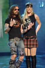 Шери Мун Зомби: 266x400 / 30 Кб