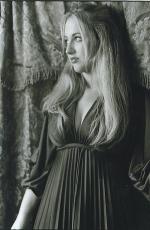 Amber Gristak: 419x640 / 84 Кб