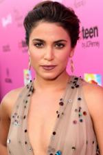 Никки Рид: 267x400 / 20 Кб