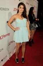 Никки Рид: 264x400 / 21 Кб