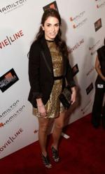 Никки Рид: 241x400 / 21 Кб