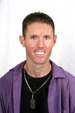 Michael E. Harvey: 1365x2048 / 273 Кб