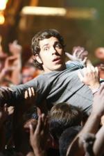 Закари Ливай: 360x540 / 36 Кб