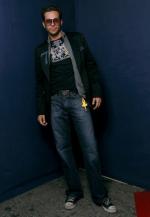 Закари Ливай: 277x400 / 16 Кб