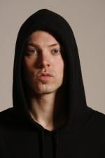 Robert Oppel: 1365x2048 / 172 Кб