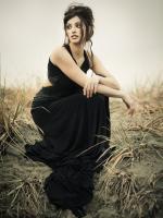 Эрика Серра: 1536x2048 / 583 Кб