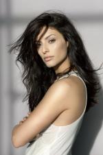 Эрика Серра: 1365x2048 / 408 Кб