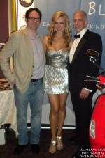 Deirdre Lorenz: 1358x2048 / 368 Кб