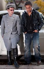 Mani Nasry: 650x1000 / 125 Кб