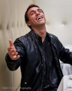 Mani Nasry: 480x600 / 38 Кб