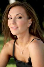 Cooper Harris: 1365x2048 / 253 Кб