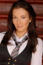 Cooper Harris: 1371x2048 / 321 Кб