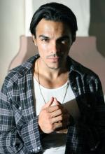 Шалим Ортис: 873x1279 / 161 Кб