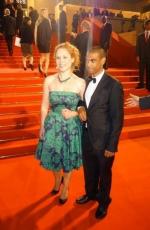 Stephanie Carswell: 386x590 / 46 Кб