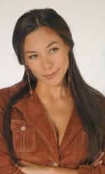 Michelle Jones: 1211x2000 / 321 Кб