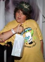 Andy Milonakis: 290x400 / 28 Кб