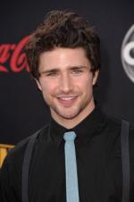 Мэтт Даллас: 266x400 / 16 Кб