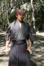 Yoshi Ando: 400x600 / 59 Кб