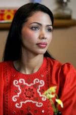 Natalie Becker: 1365x2048 / 354 Кб