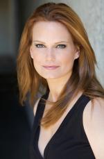 Danielle Sapia: 656x1000 / 83 Кб