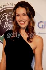 Louise Griffiths: 396x594 / 34 Кб