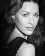 Louise Griffiths: 600x750 / 60 Кб