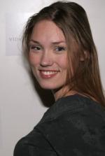 Клэр Грант: 270x400 / 18 Кб