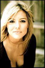 Carly Reeves: 1128x1680 / 278 Кб