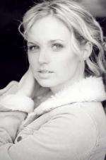 Фиона Губелманн: 333x500 / 23 Кб