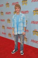 Девон Джирхарт: 266x400 / 26 Кб