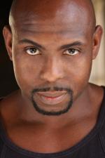 Кристофер Холли: 800x1200 / 113 Кб