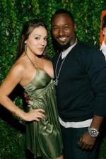 Usman Sharif: 400x600 / 65 Кб