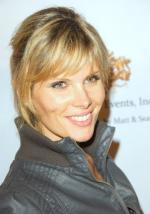 Карина Мишель: 351x500 / 36 Кб