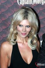 Карина Мишель: 800x1200 / 188 Кб