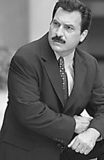 Кен Следик: 230x350 / 16 Кб