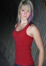 Jordan Todosey: 400x570 / 26 Кб