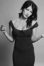 Танита Феникс: 301x450 / 26 Кб